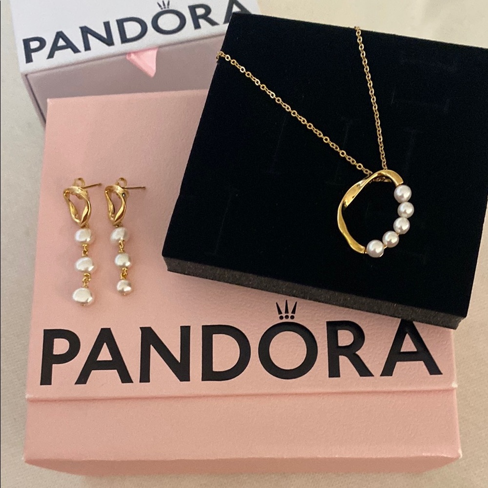 Pandora Gold and pearl necklace with gold and pearl earrings